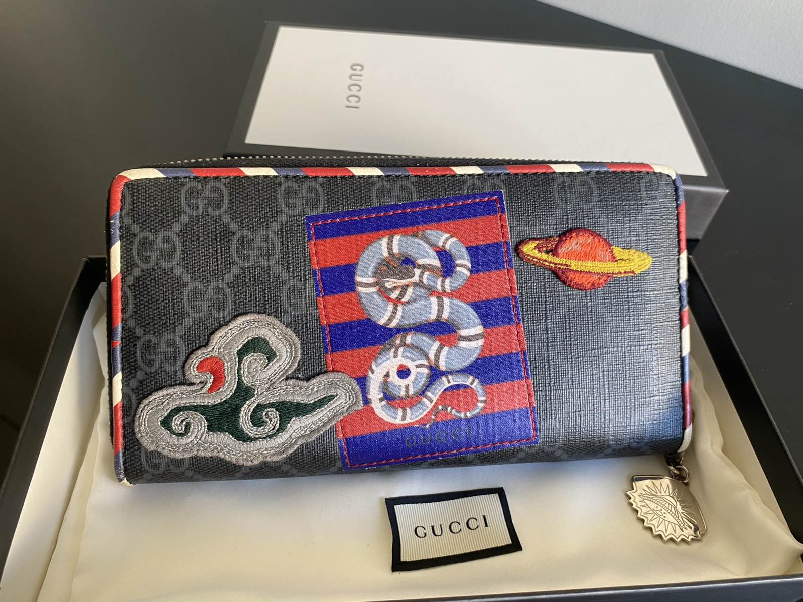 limited edition gucci wallet